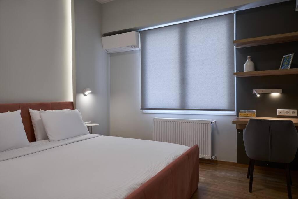 Little Gem: Modern Urban Retreat Apartment Athens Luaran gambar